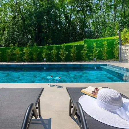 Ollea By Interhome Villa Šumber